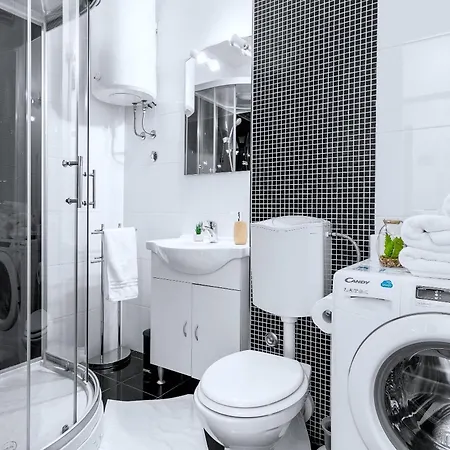 Apartman Luxe Comfort Melesio In Centre *