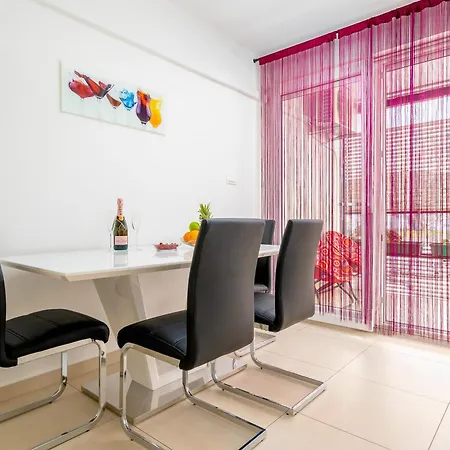 Luxe Comfort Melesio In Centre Апартаменты Сплит